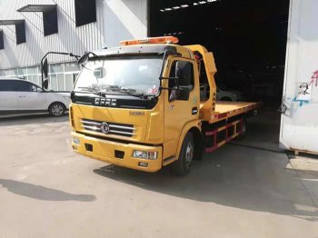 東風多利卡一拖二清障車（3.8米軸距）